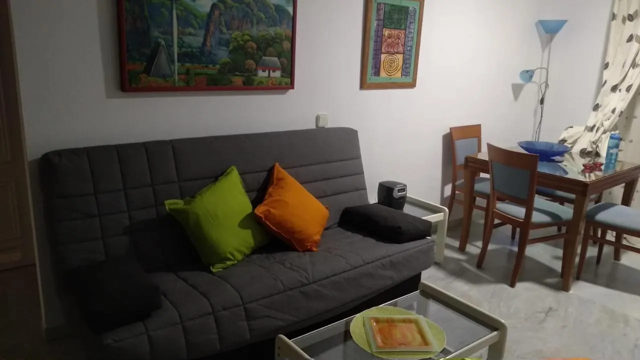Apartamento con piscina y terraza junto a la playa Apartamento Benalmádena