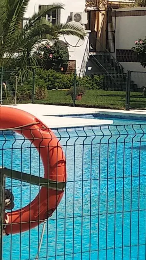 Apartamento con piscina y terraza junto a la playa Apartamento Benalmádena